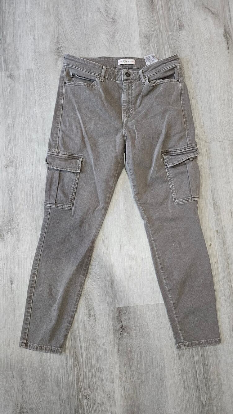 GUESS Women's Gray Cargo Jeans Size 30